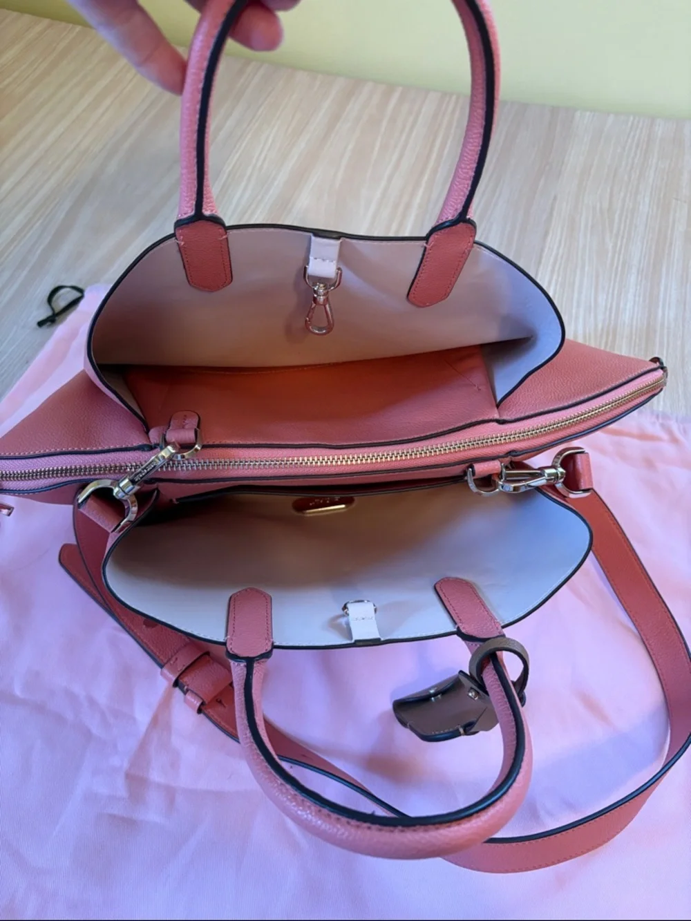 Kate Spade Avenue medium satchel garden rose K6534 NWT with storage bag